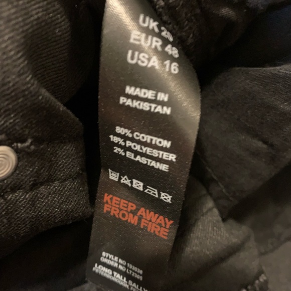 004 NWT Tall black straight legged jeans - Picture 5 of 6